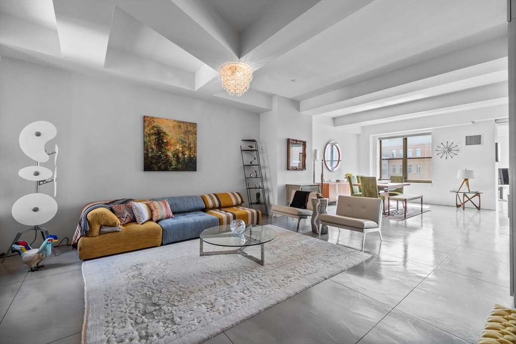 1166 Washington St Unit: 501/502