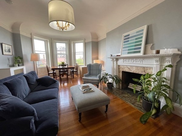 362 Commonwealth Ave. # 5B