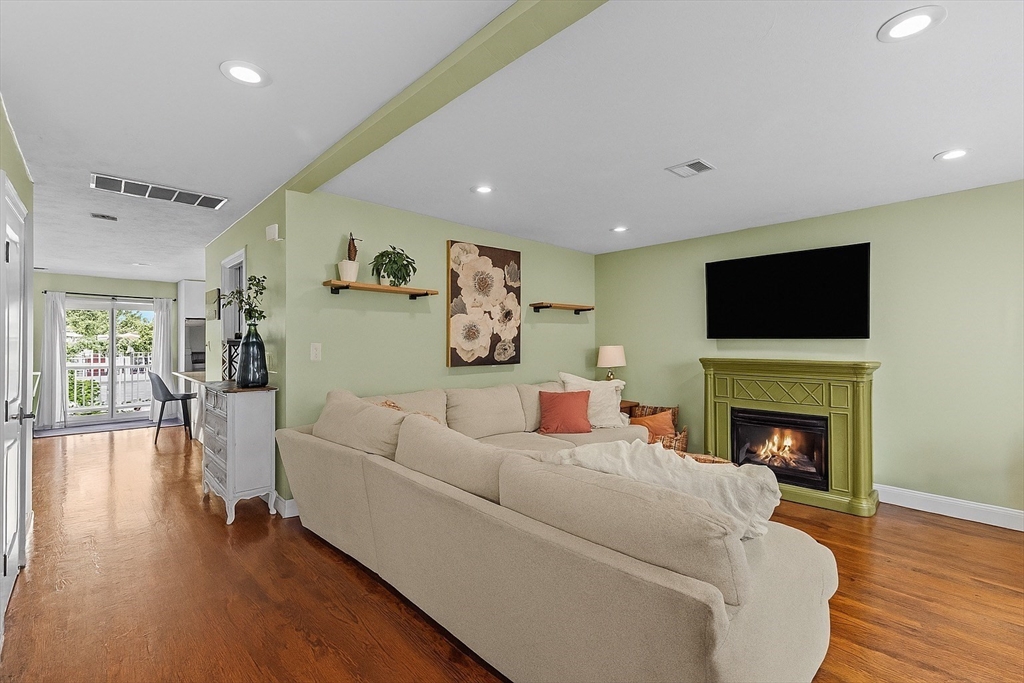 47 Oldfields Rd # 2
