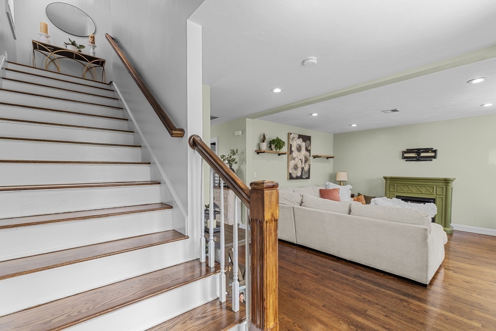 47 Oldfields Rd # 2