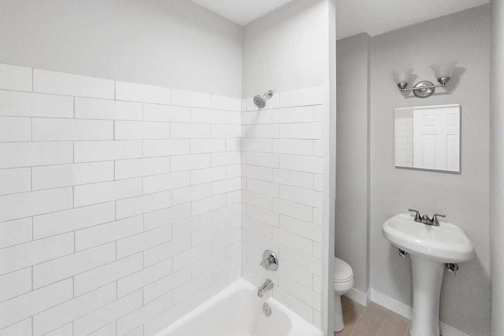 39 Willow Street # 2