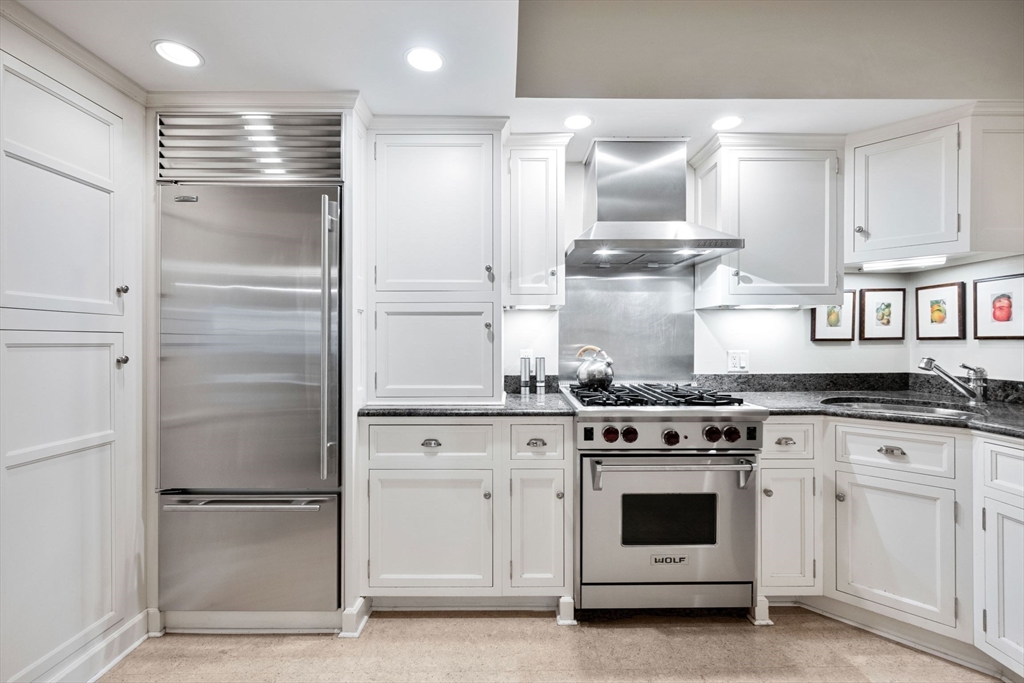 250 Commonwealth Avenue # 6