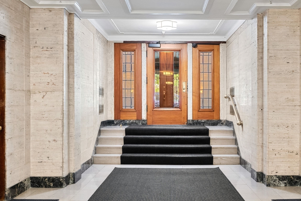 250 Commonwealth Avenue # 6