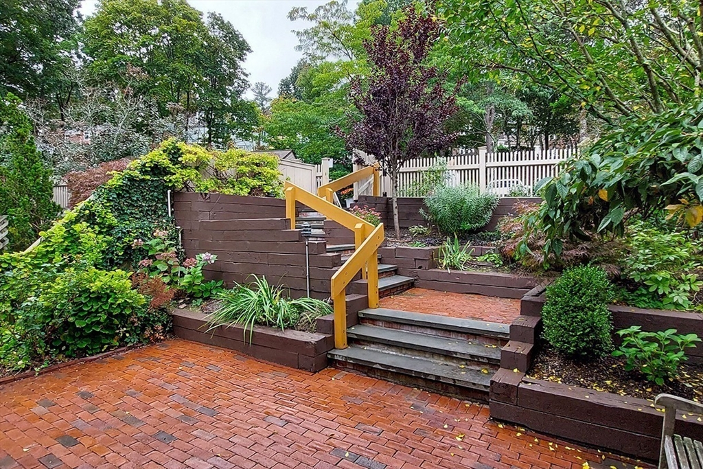 67 Algonquin Road # 67