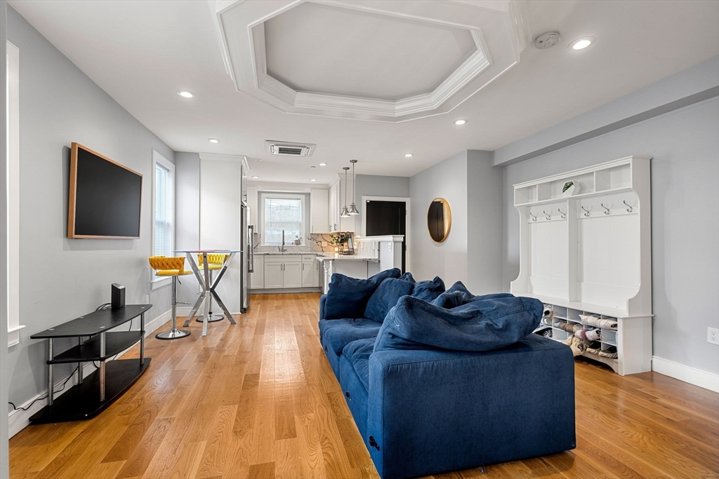 14 Farragut Ave. # 1