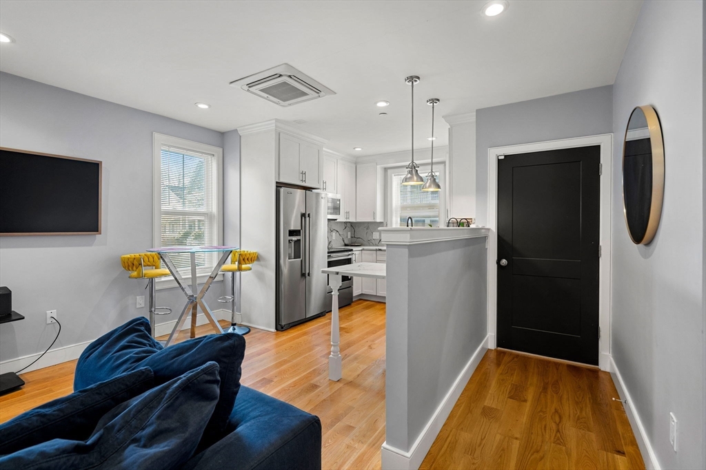 14 Farragut Ave. # 1