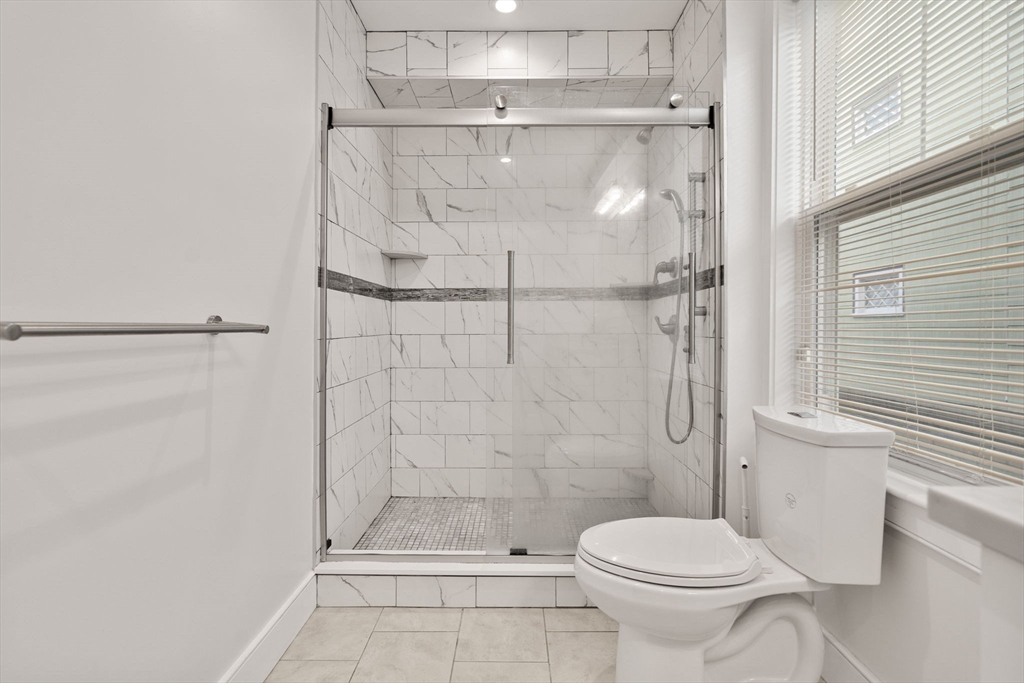 14 Farragut Ave. # 1