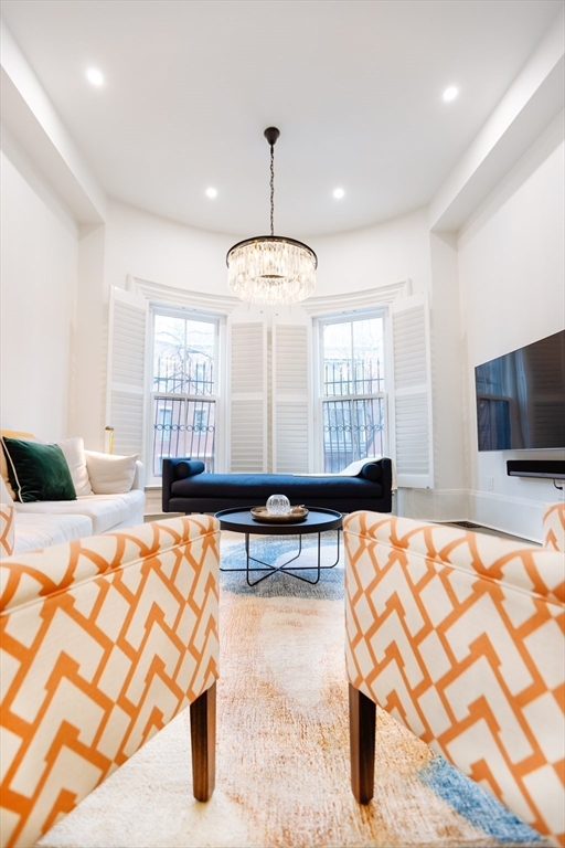 19 Worcester Street # 1