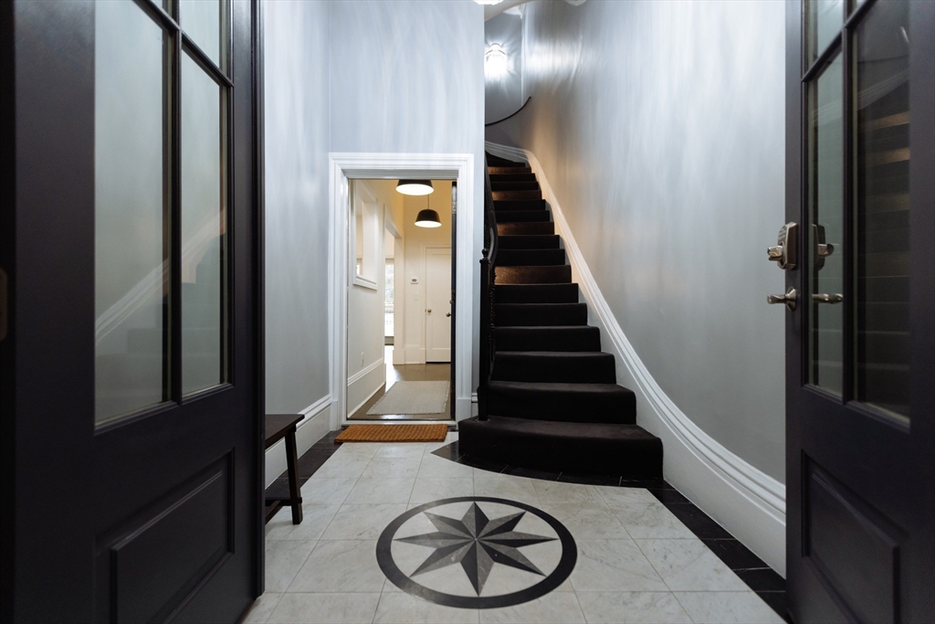 19 Worcester Street # 1