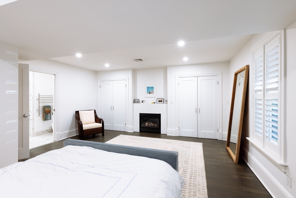 19 Worcester Street # 1