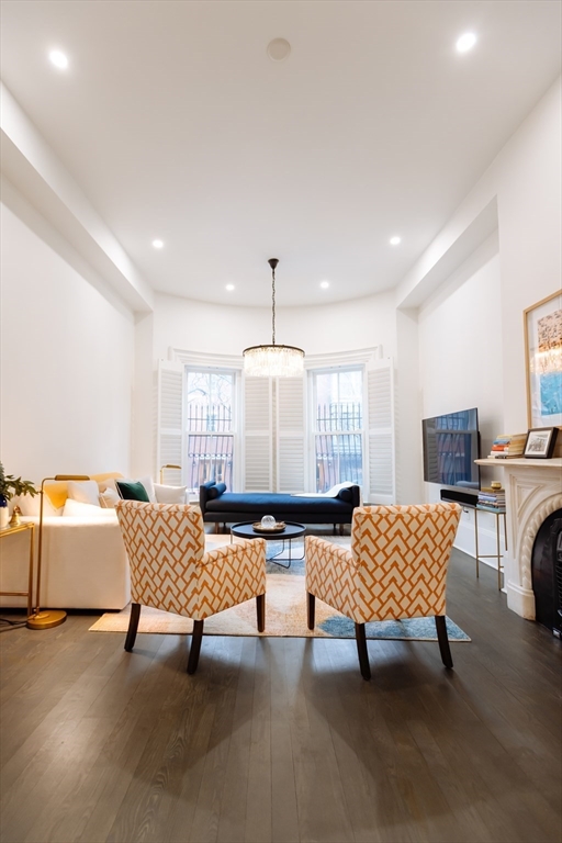 19 Worcester Street # 1