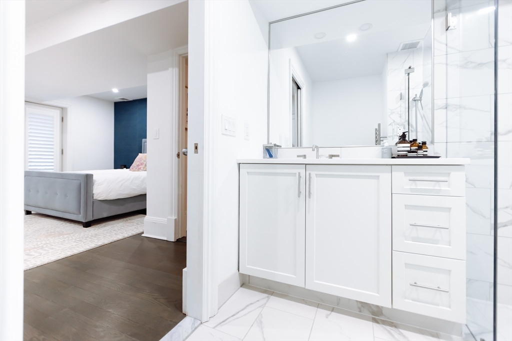 19 Worcester Street # 1