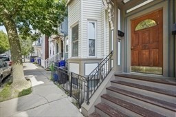 13 Telegraph St # 1