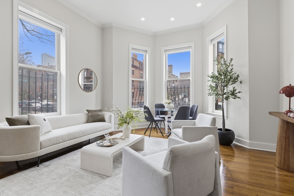 363 Marlborough St # 2