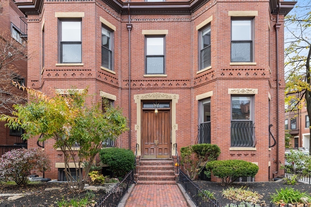 363 Marlborough St # 2