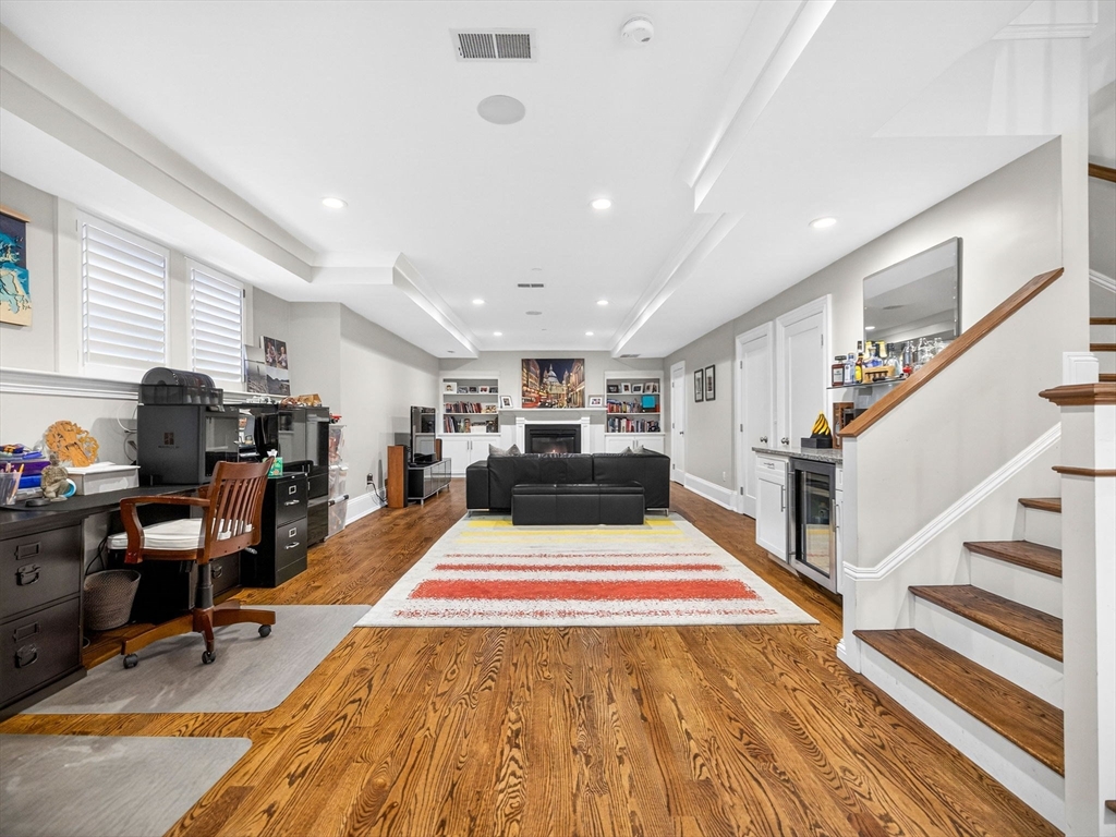 844 E 4th Street # 2