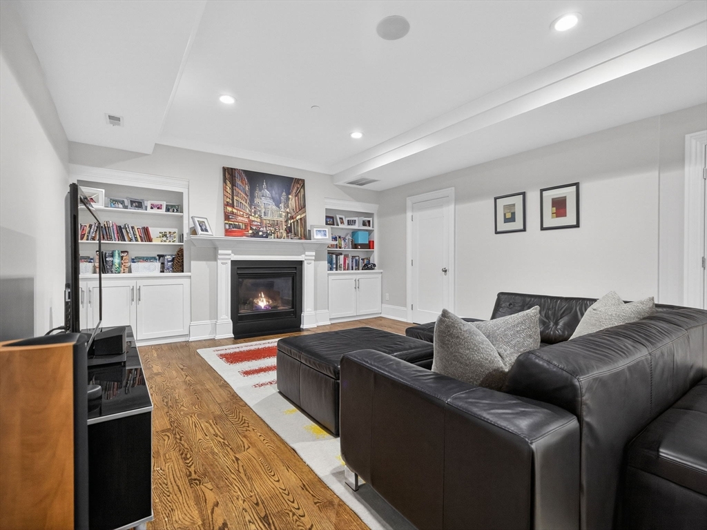 844 E 4th Street # 2