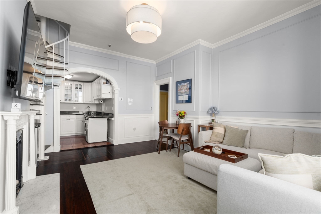 263 Commonwealth Ave # 8