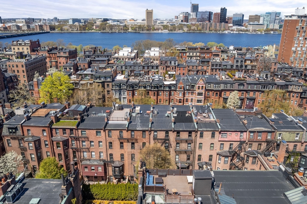 263 Commonwealth Ave # 8