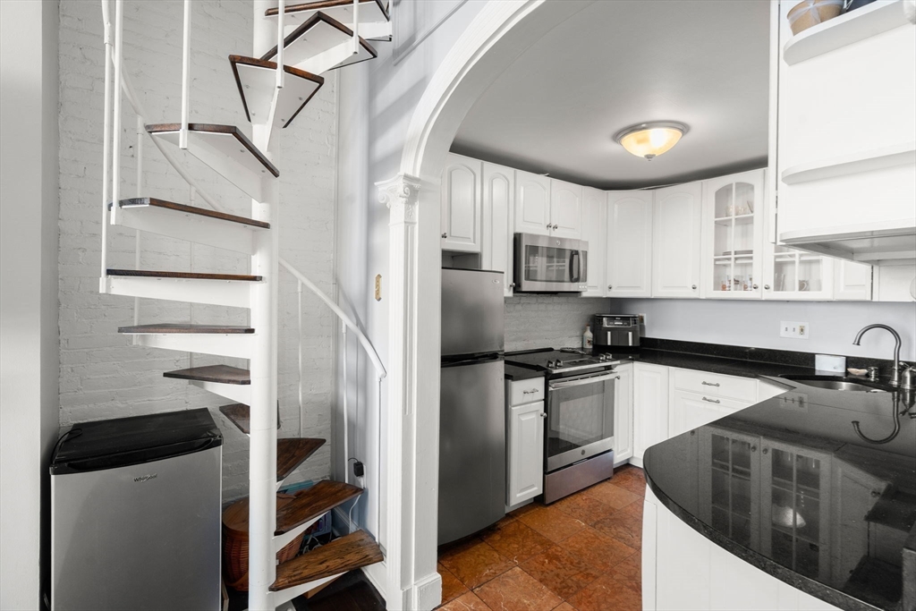 263 Commonwealth Ave # 8