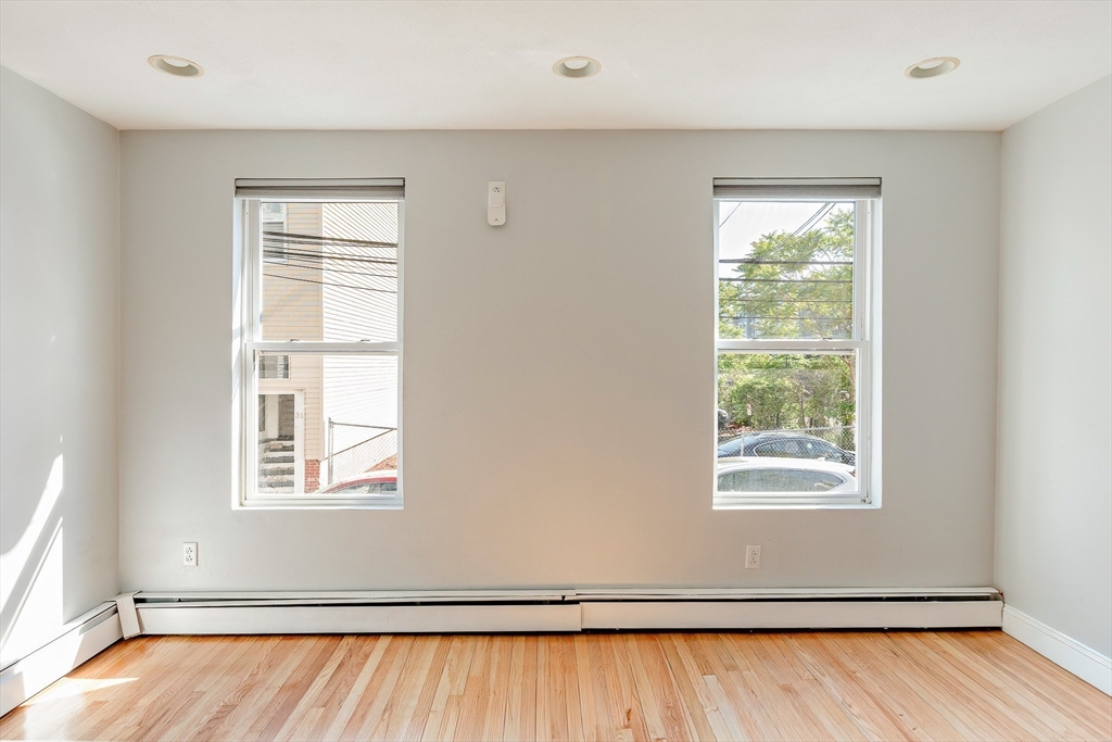 30 Haynes St # 1