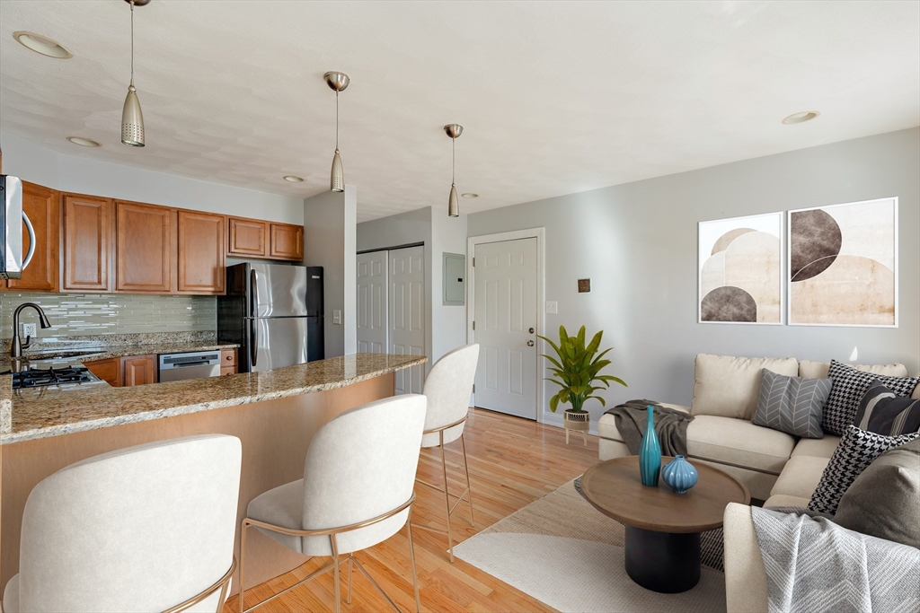 30 Haynes St # 1