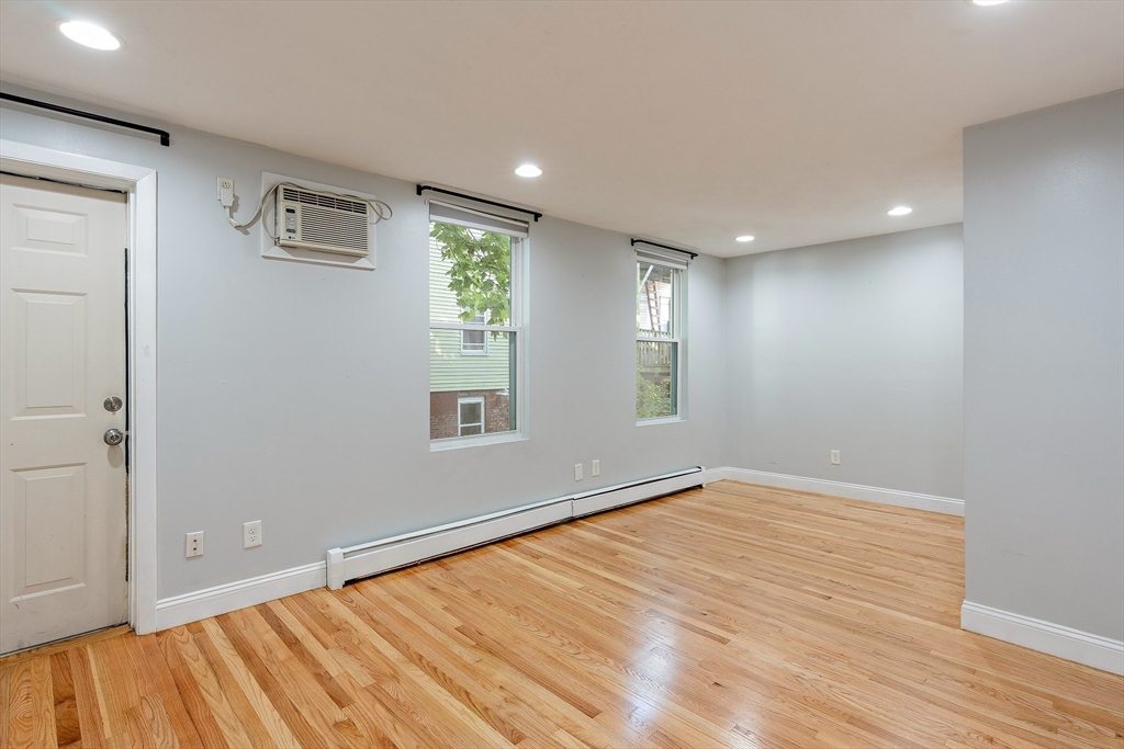 30 Haynes St # 1