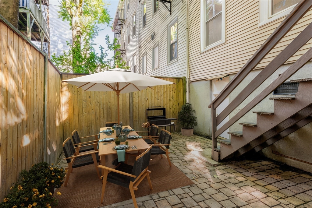 30 Haynes St # 1