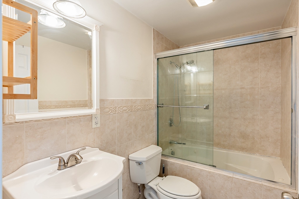 30 Haynes St # 1