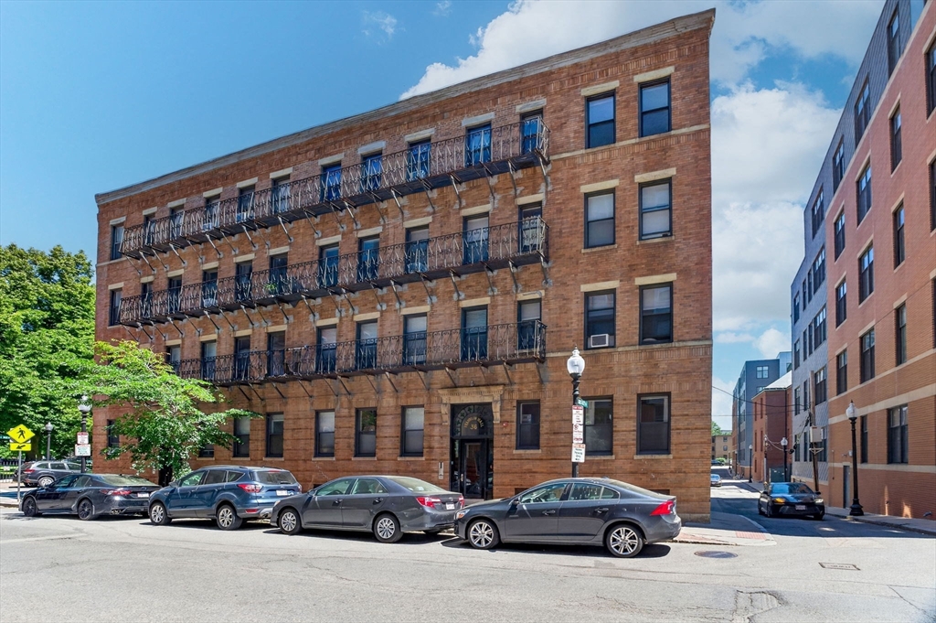 36 E Newton St # 1