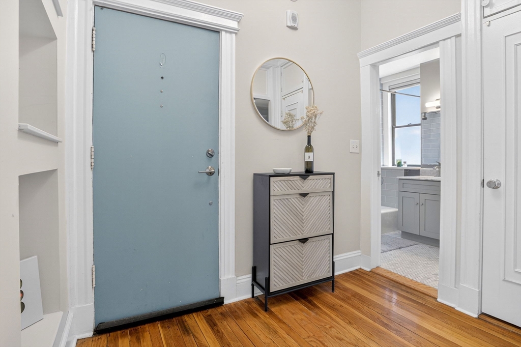 36 E Newton St # 1