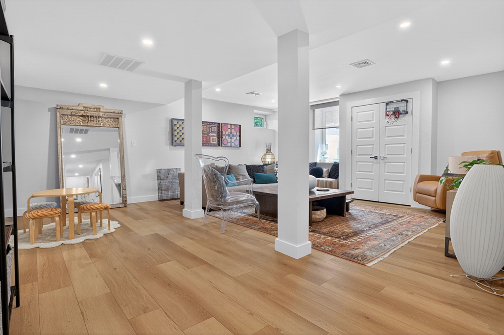123 Auburn # 1