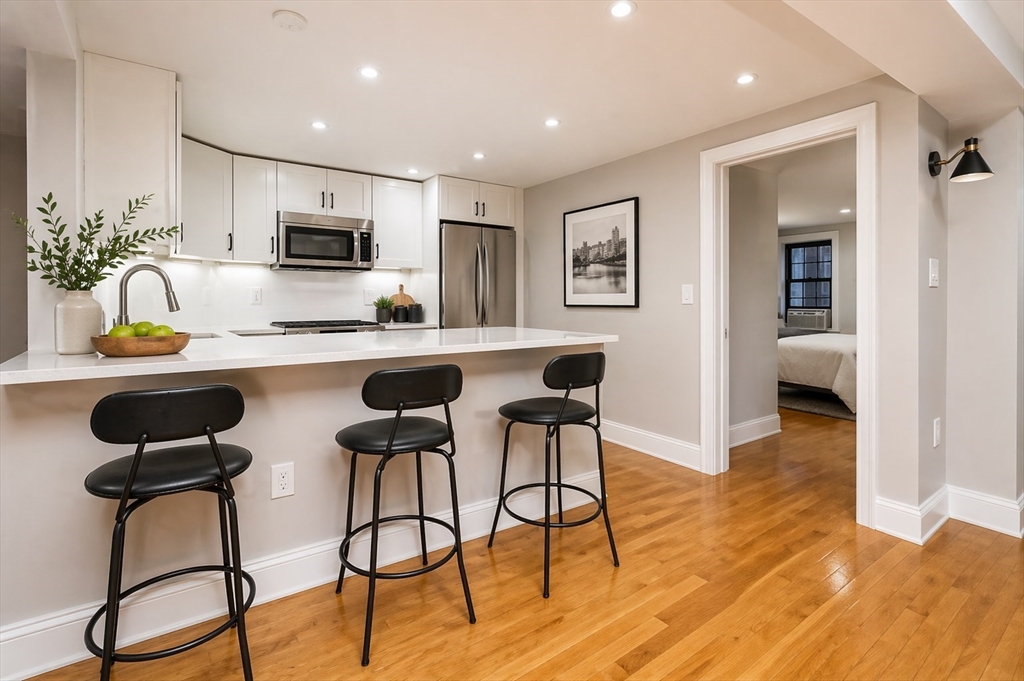 19 Holyoke Street # 1