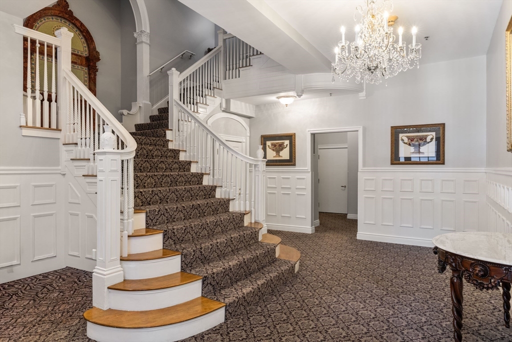 10 Charlesgate E # 501
