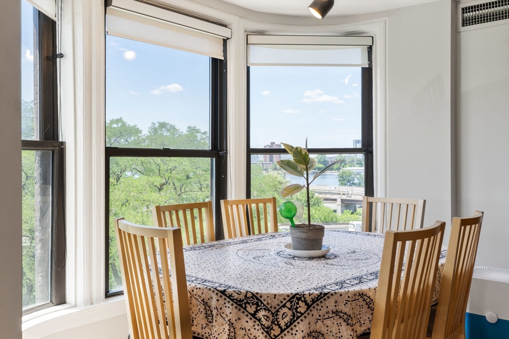 10 Charlesgate E # 501
