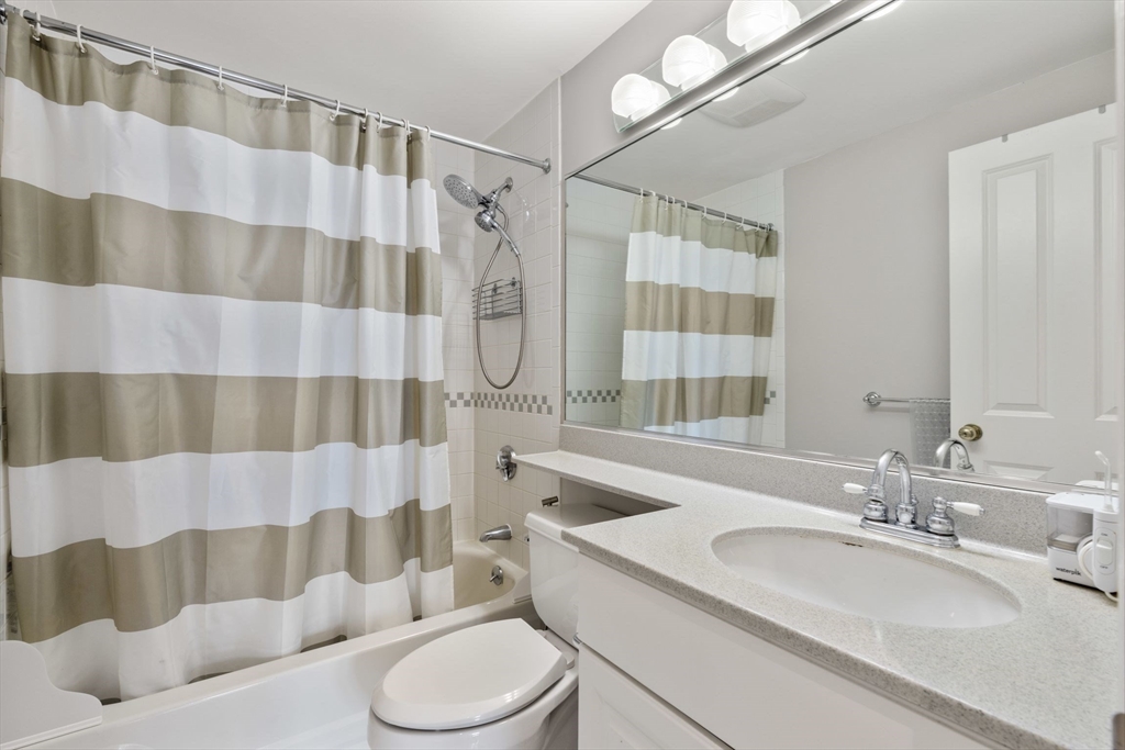 10 Charlesgate E # 501