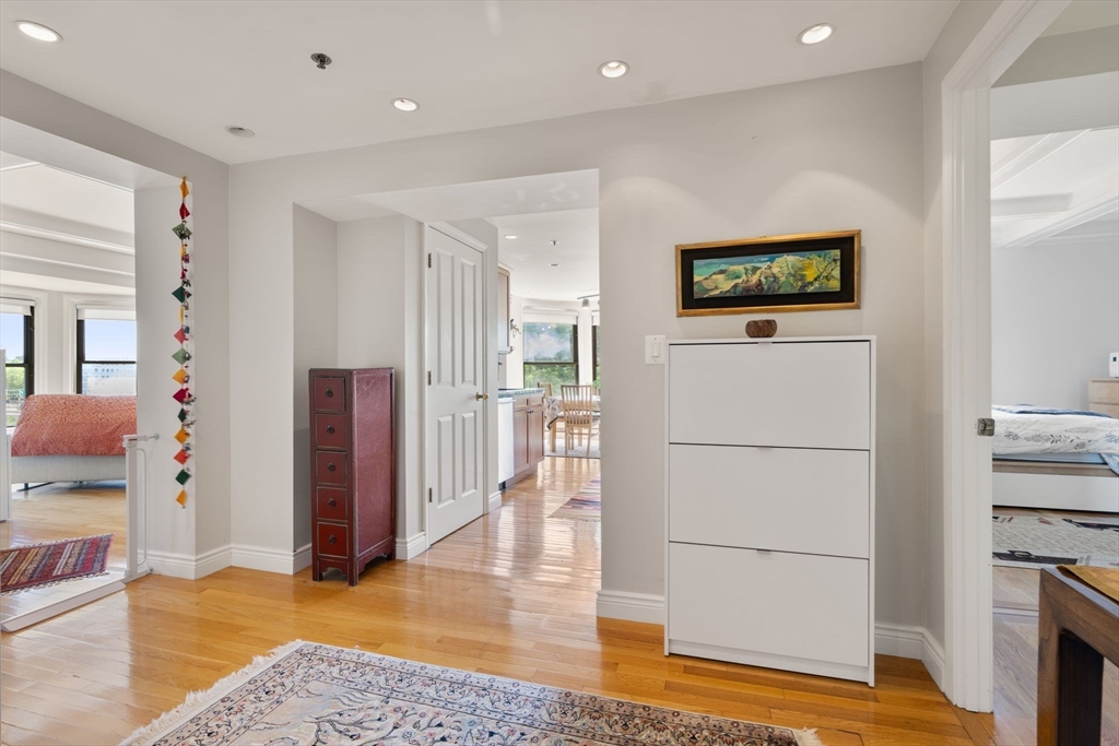 10 Charlesgate E # 501