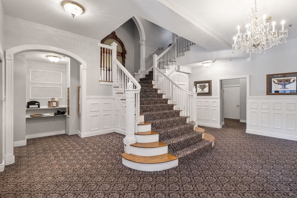 10 Charlesgate E # 501