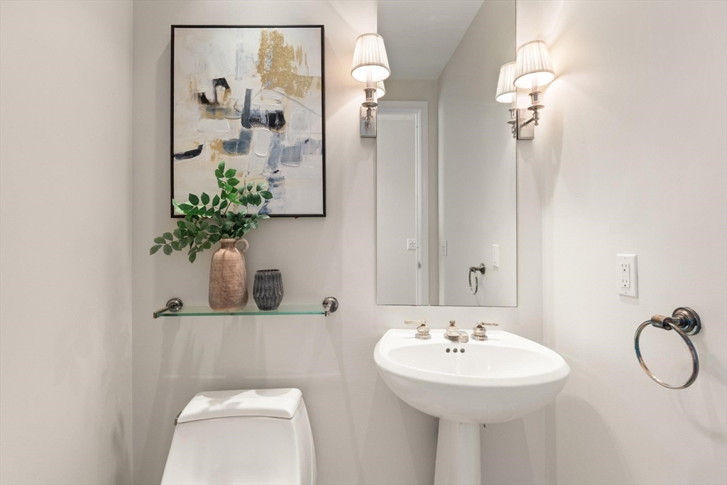 2 Avery Street # 36F