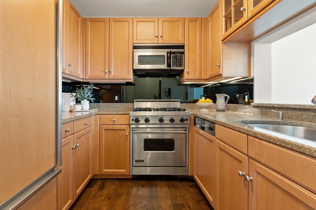 2 Avery Street # 36F