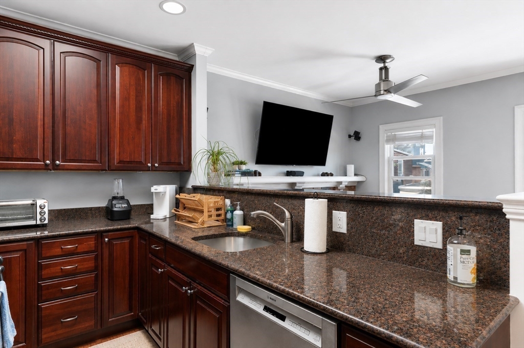159 M Street # 3