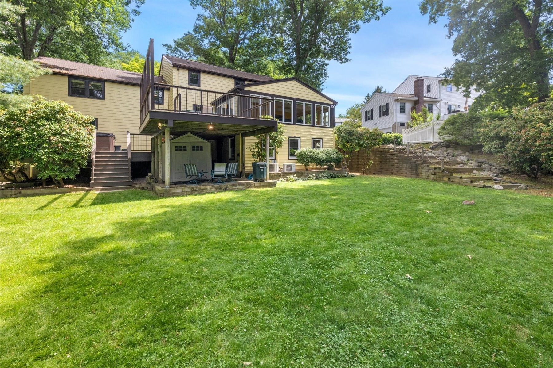 9 Plymouth Rd