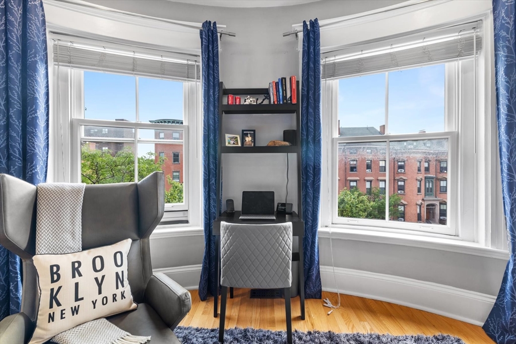 578 Massachusetts Ave # 3
