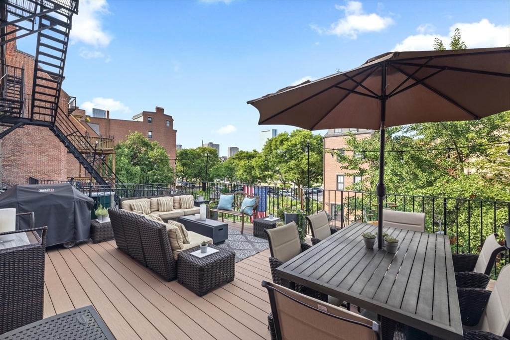 578 Massachusetts Ave # 3