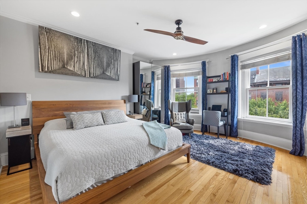 578 Massachusetts Ave # 3