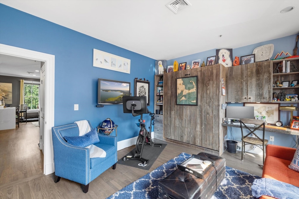 578 Massachusetts Ave # 3