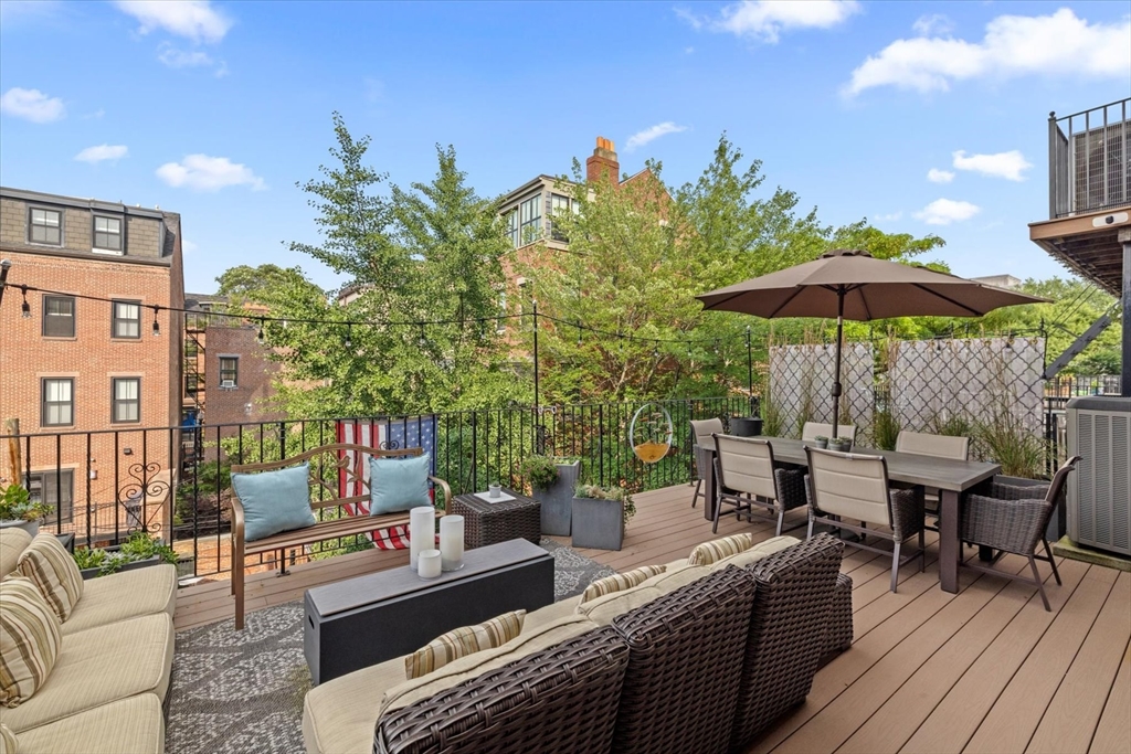 578 Massachusetts Ave # 3