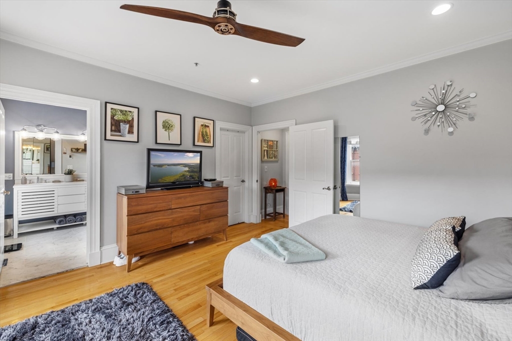 578 Massachusetts Ave # 3