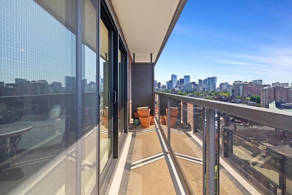 180 Beacon # 15B