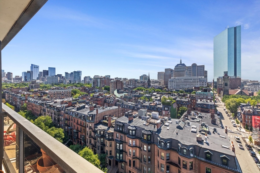 180 Beacon # 15B